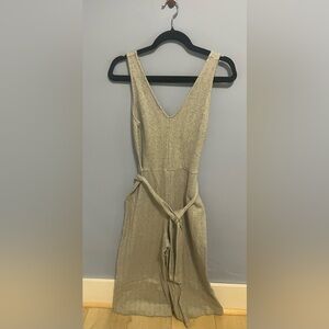 GAP Light Gray Knit Garment